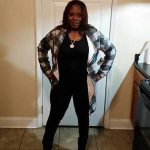 Meet your Posher, Oneka